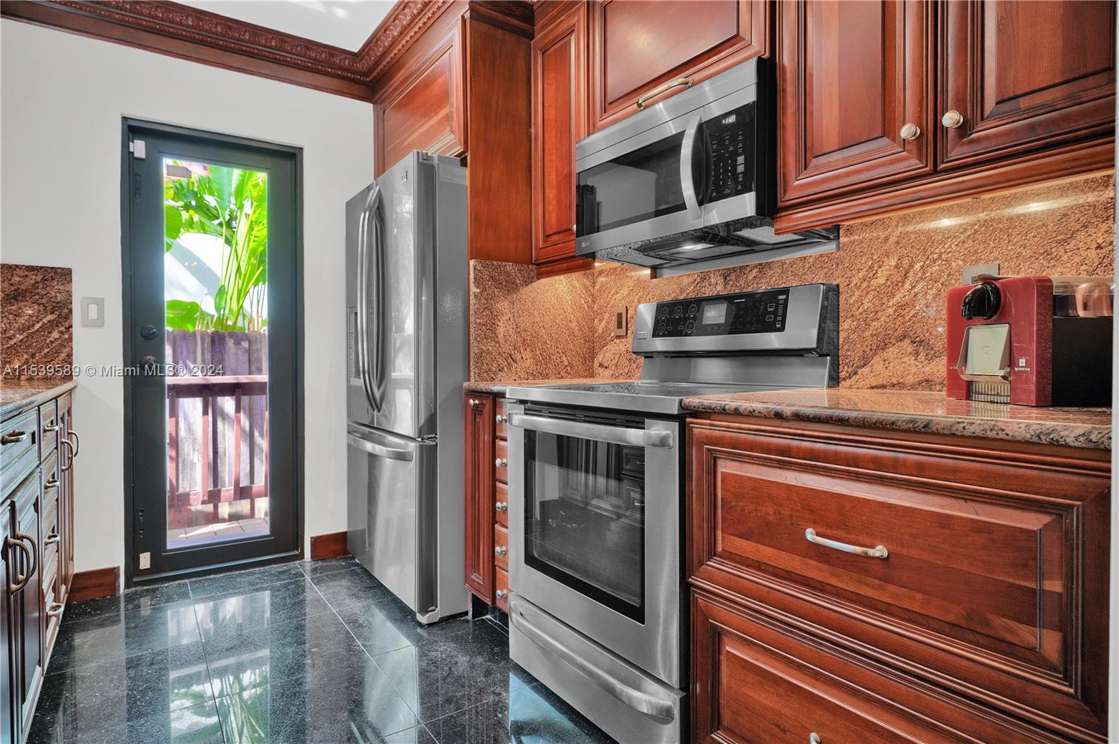 782 NE 74th St
