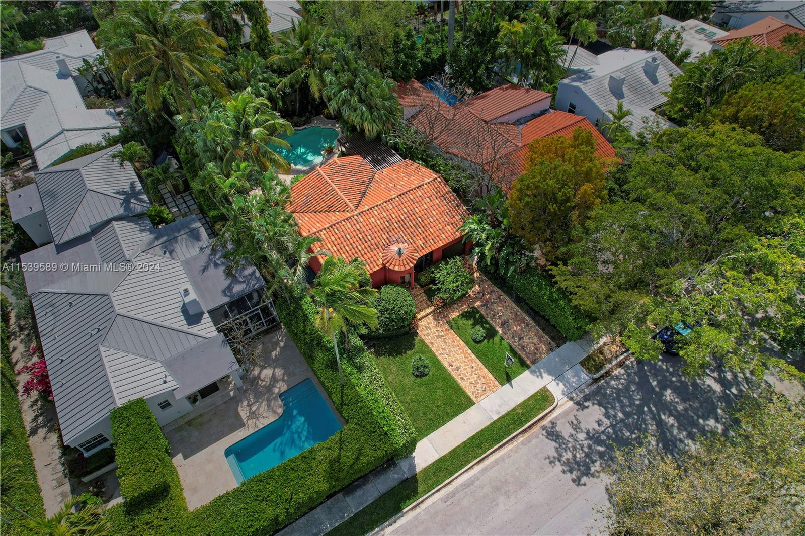 782 NE 74th St