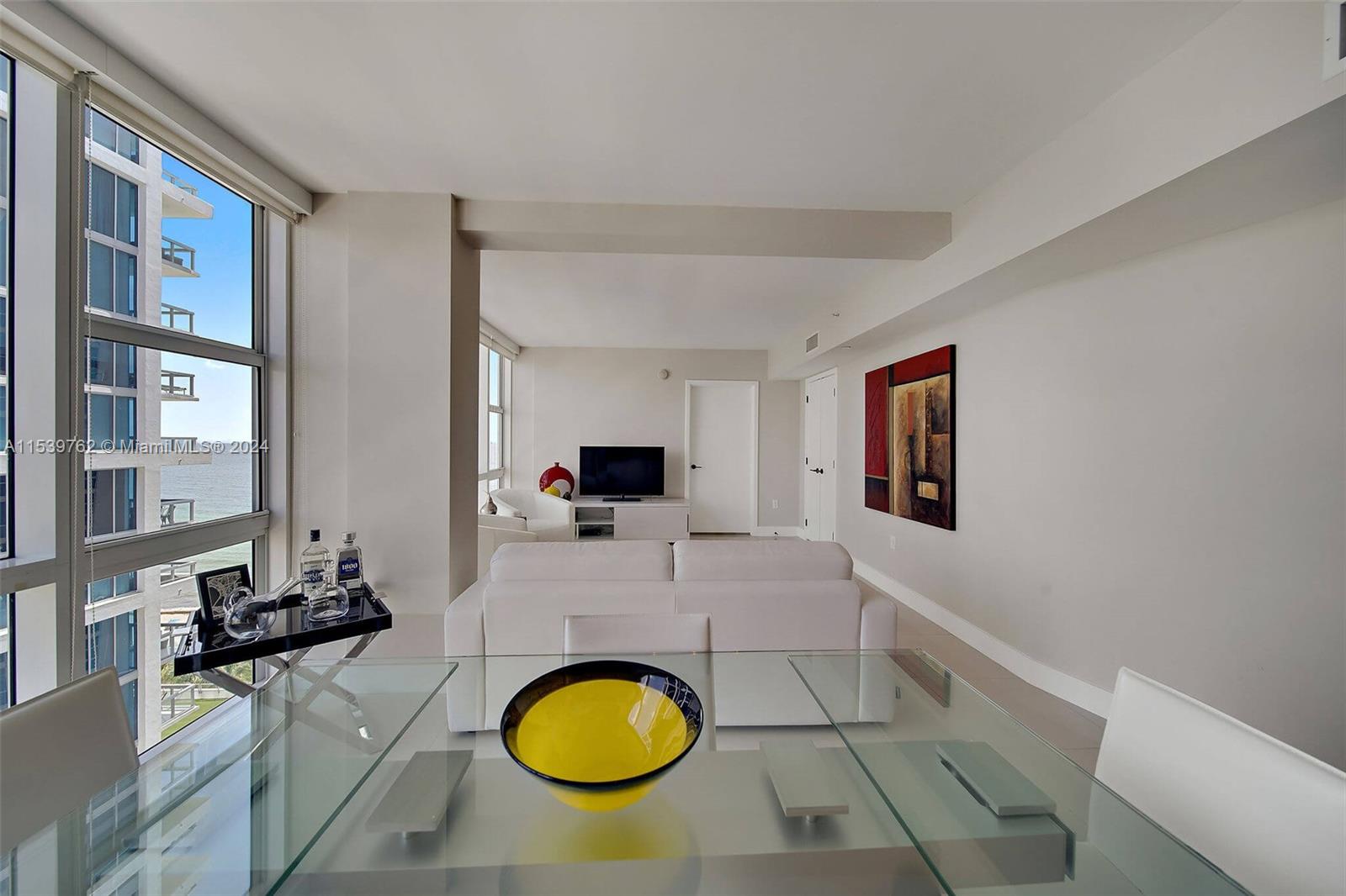 6801 Collins Ave # 1207