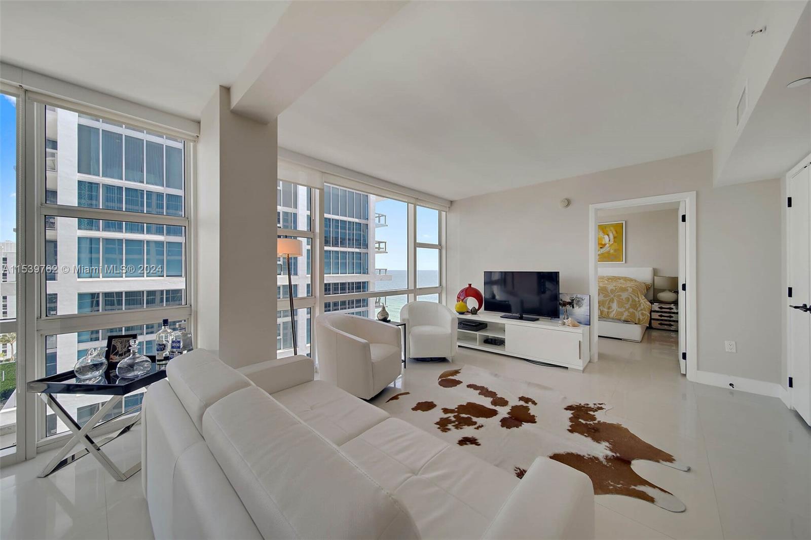 6801 Collins Ave # 1207