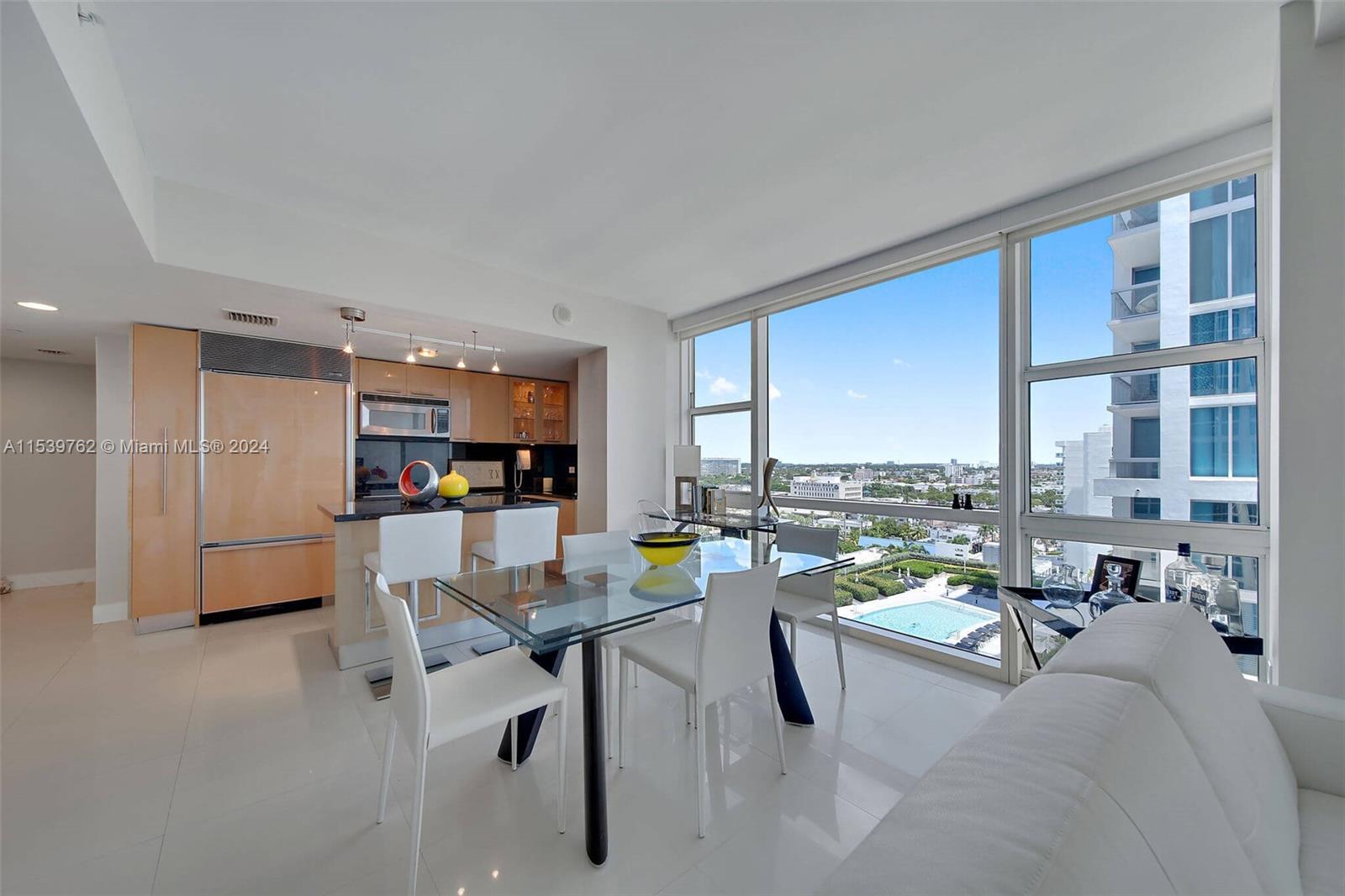 6801 Collins Ave # 1207