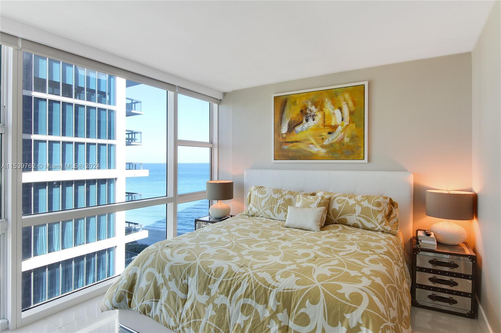 6801 Collins Ave # 1207