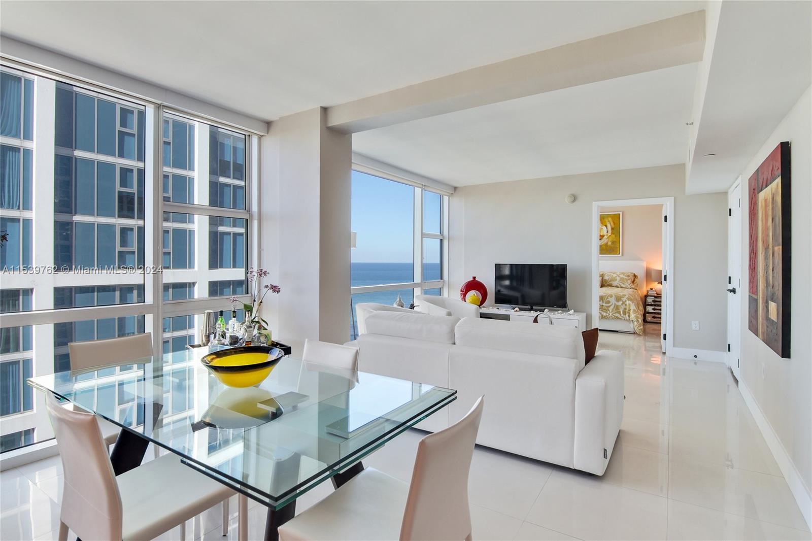 6801 Collins Ave # 1207
