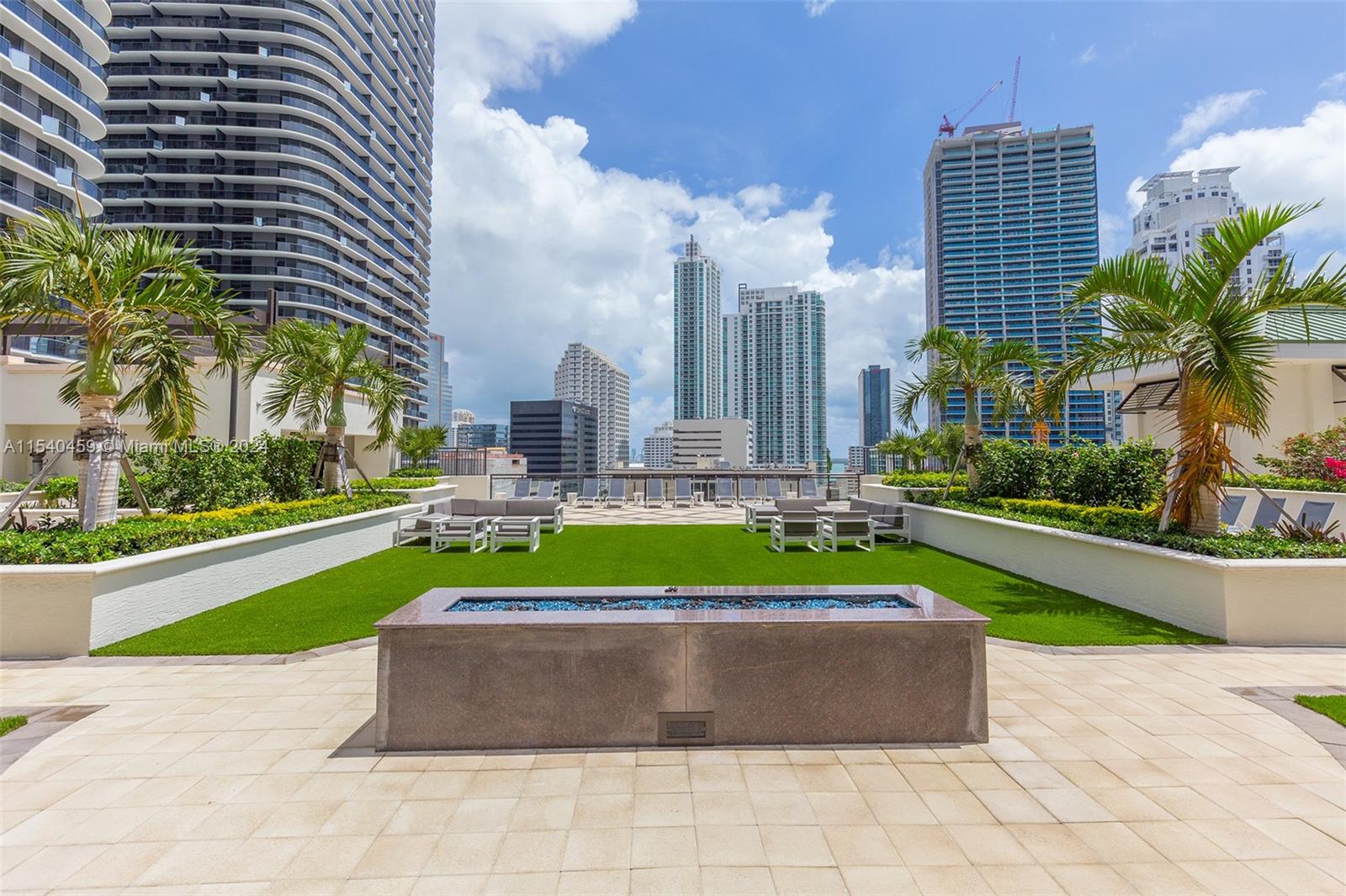 999 SW 1st Ave # 3316