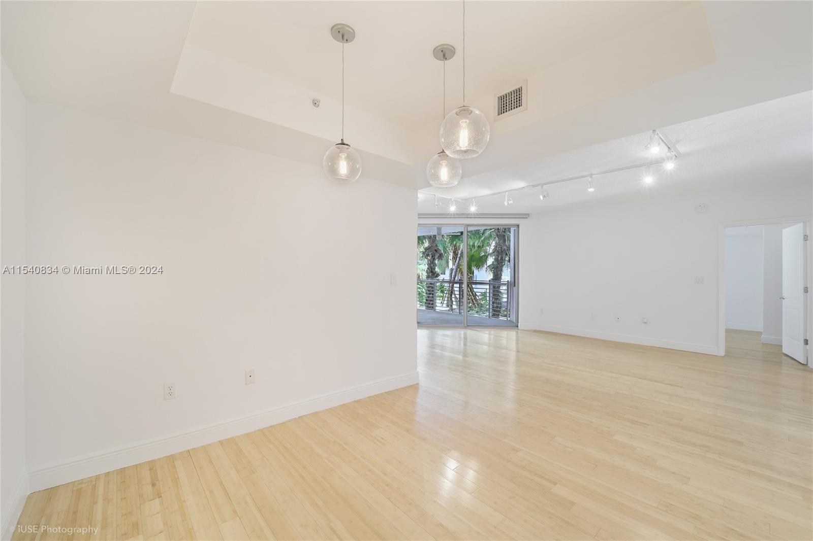 110 Washington Ave # 1414