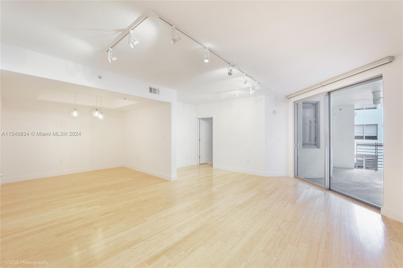 110 Washington Ave # 1414