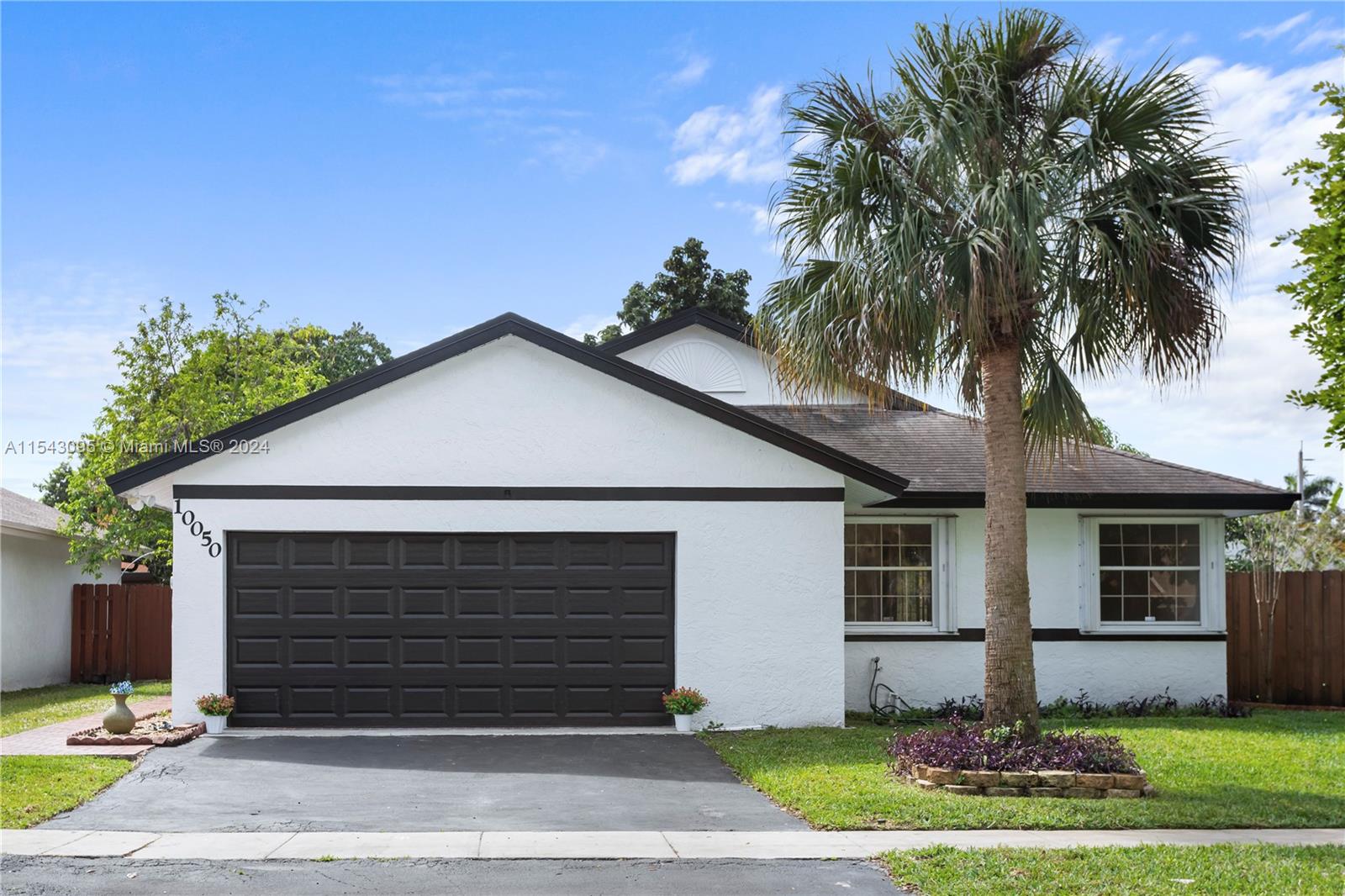 10050 SW 12th St