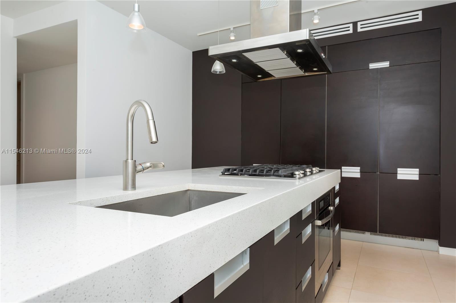 340 Jefferson Ave # 1