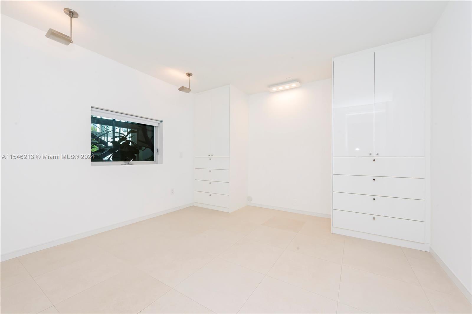 340 Jefferson Ave # 1