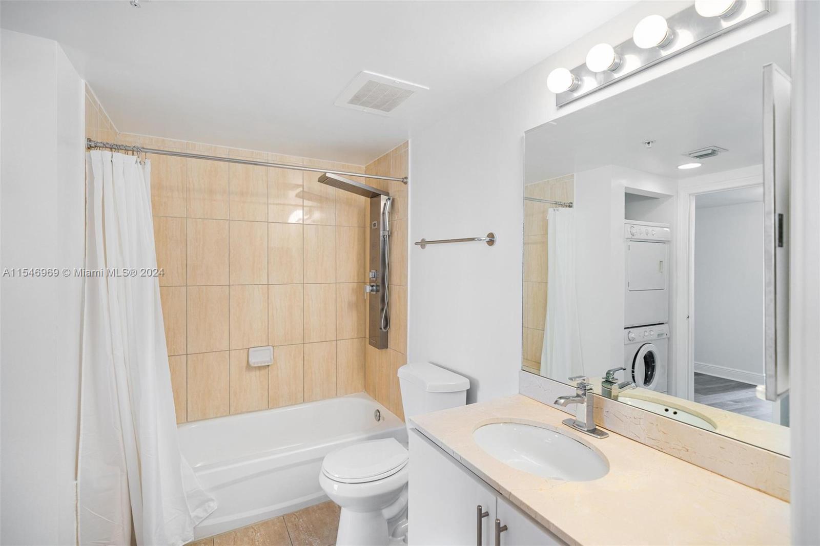 1750 N Bayshore Dr # 5611