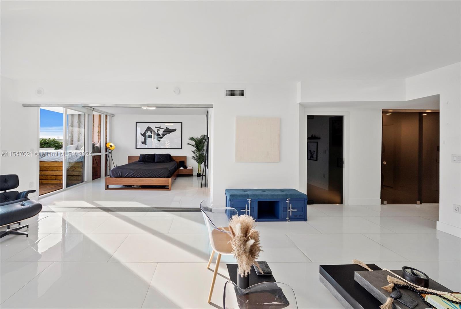 520 West Ave # 501
