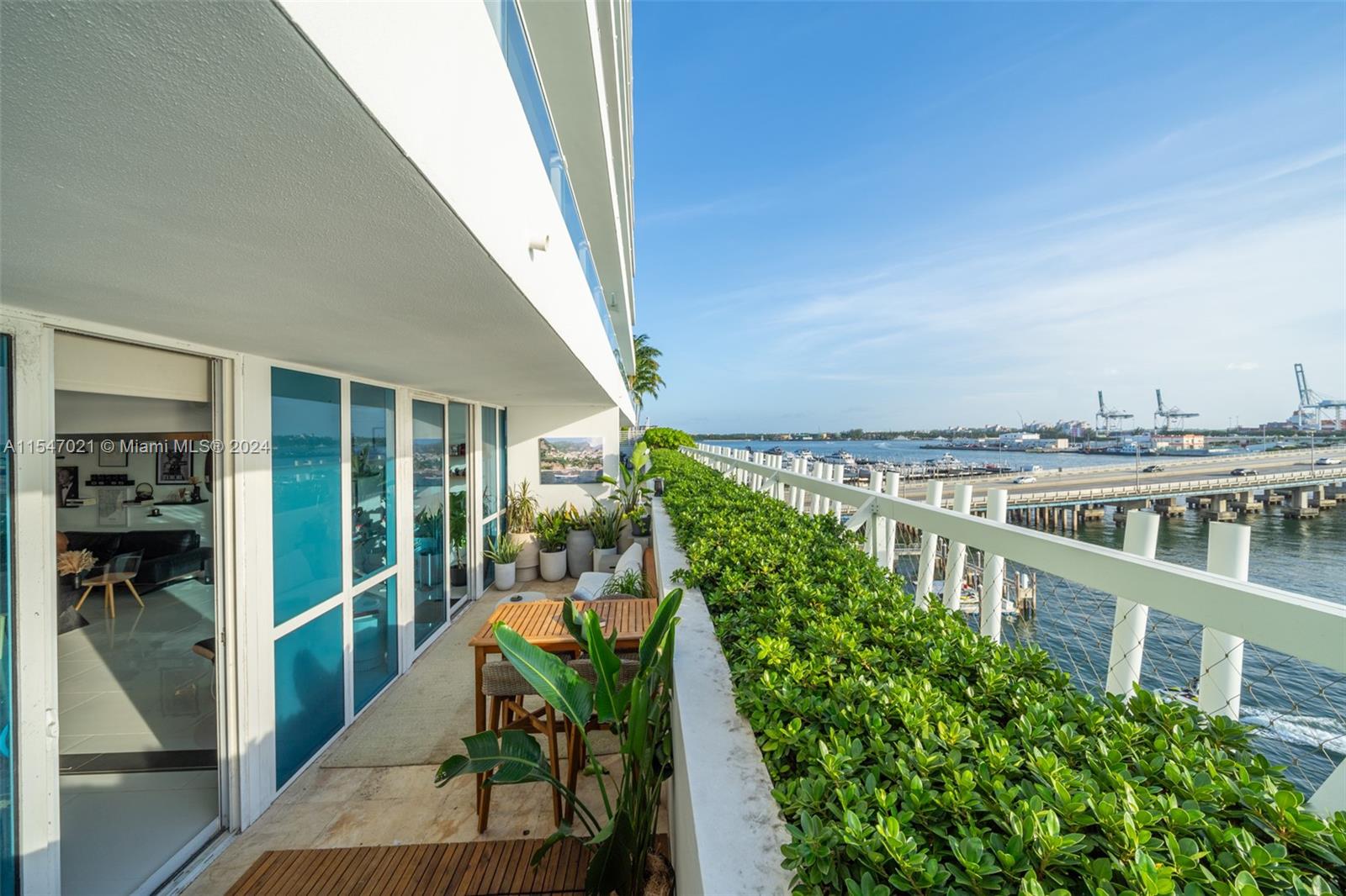 520 West Ave # 501