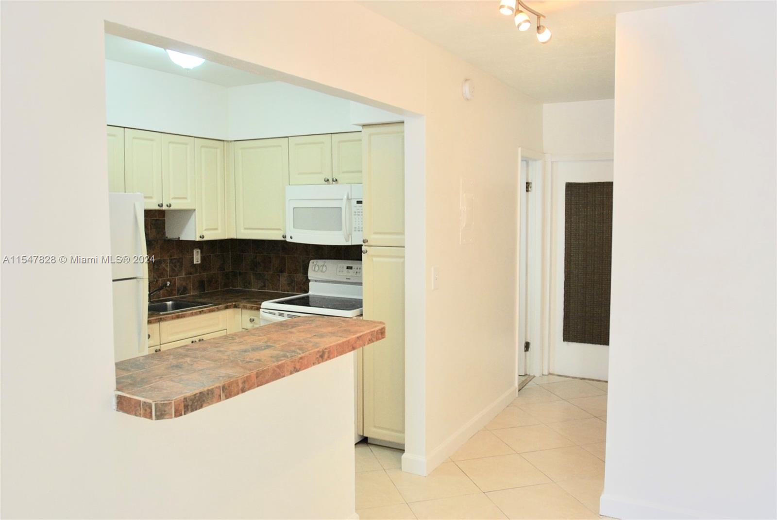 641 Espanola Way # 2