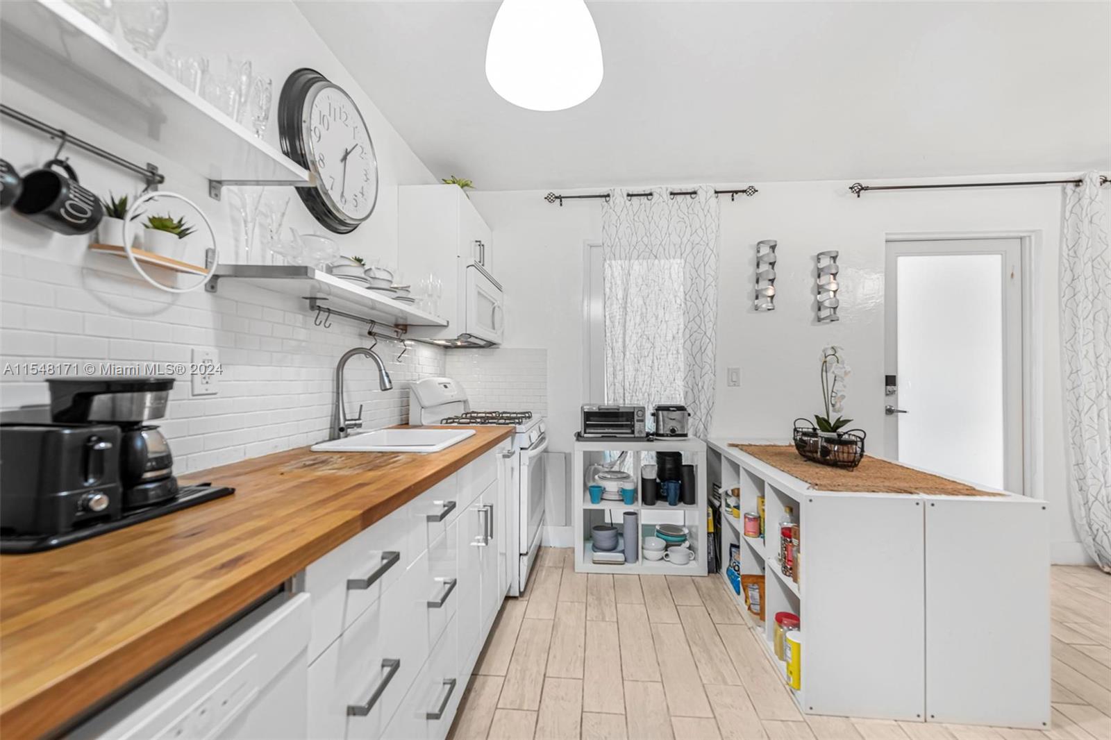 1115 Meridian Ave # 3