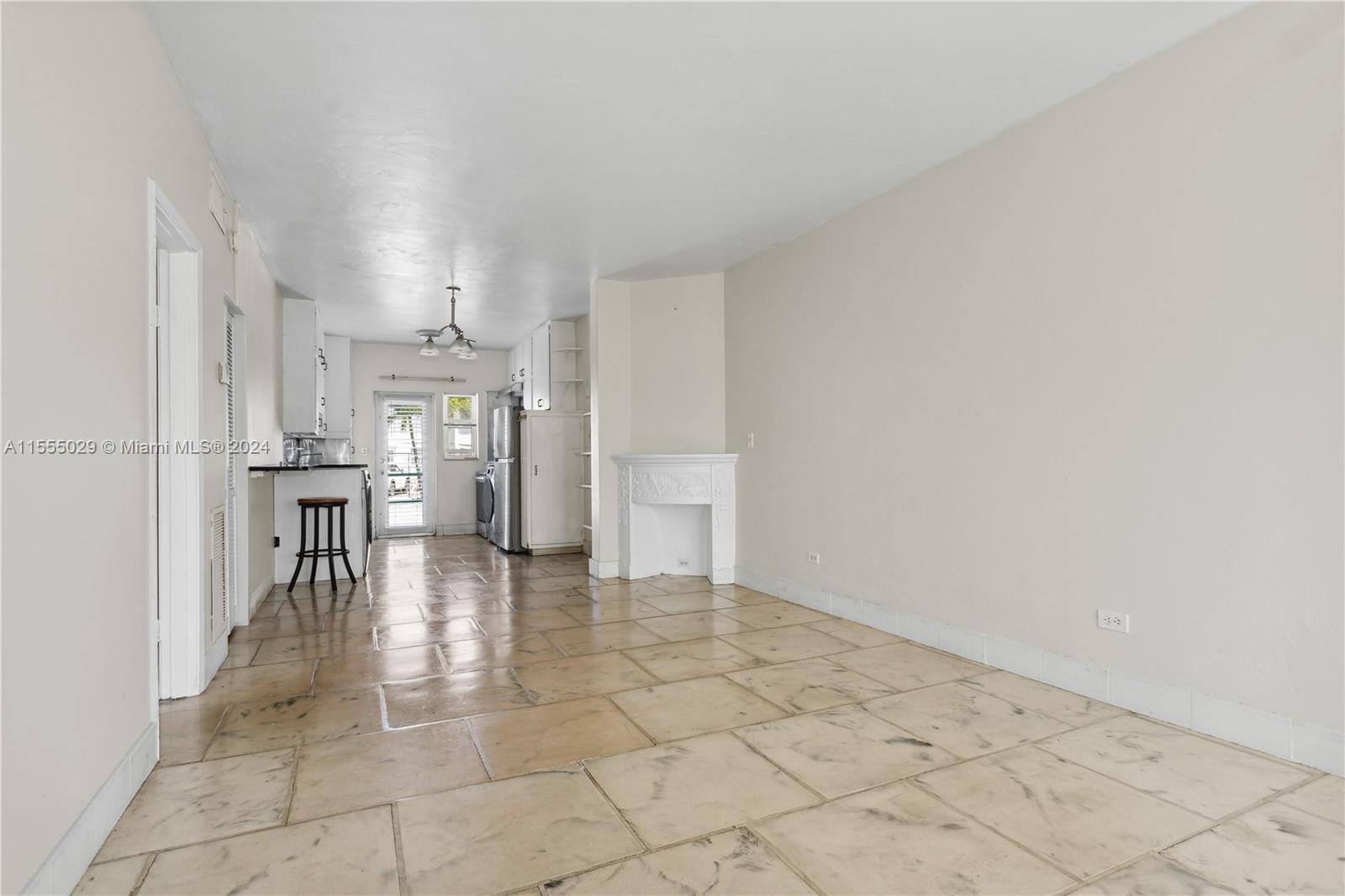 1980 Bay Dr # 6