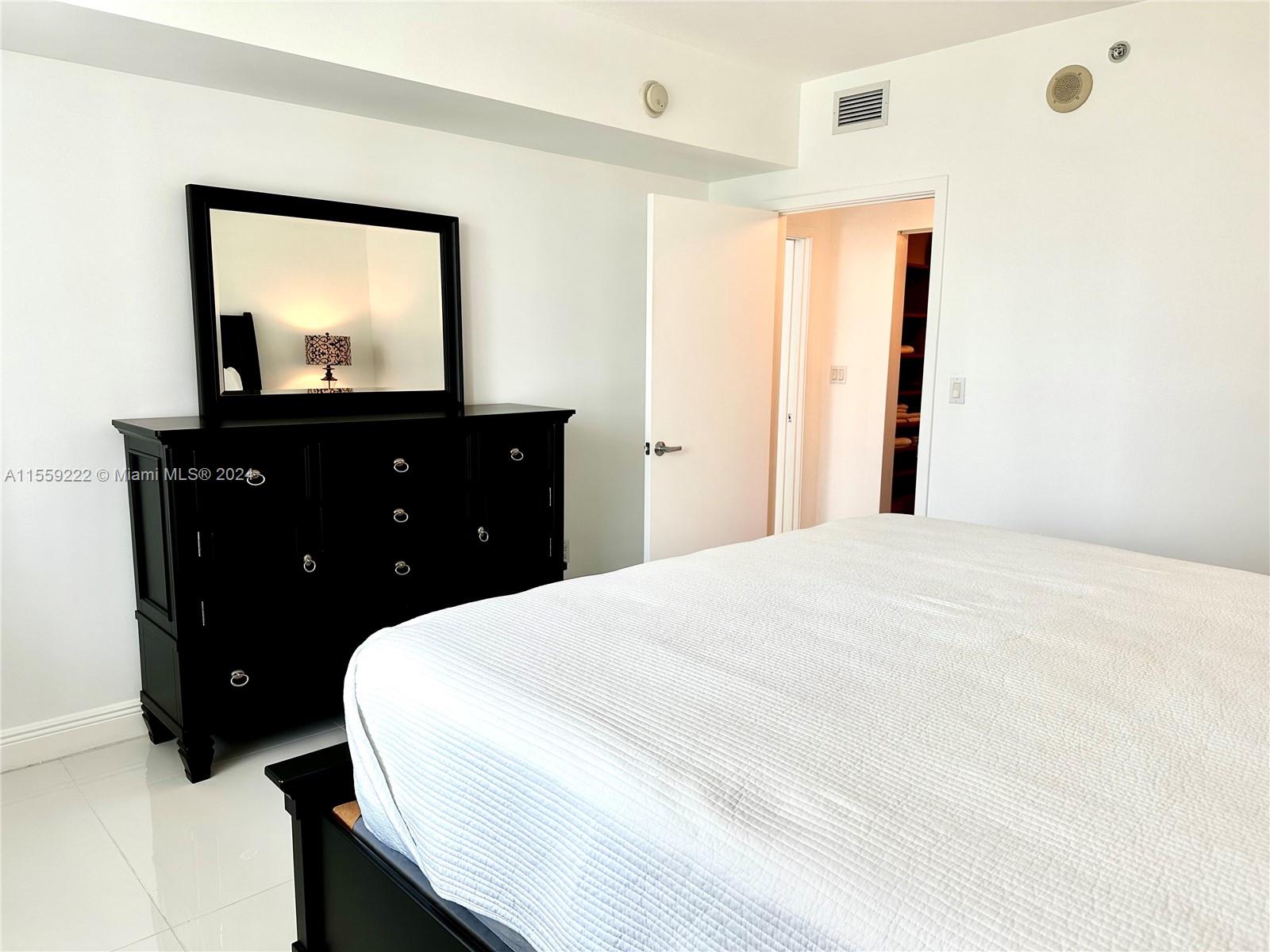 325 S Biscayne Blvd # 717