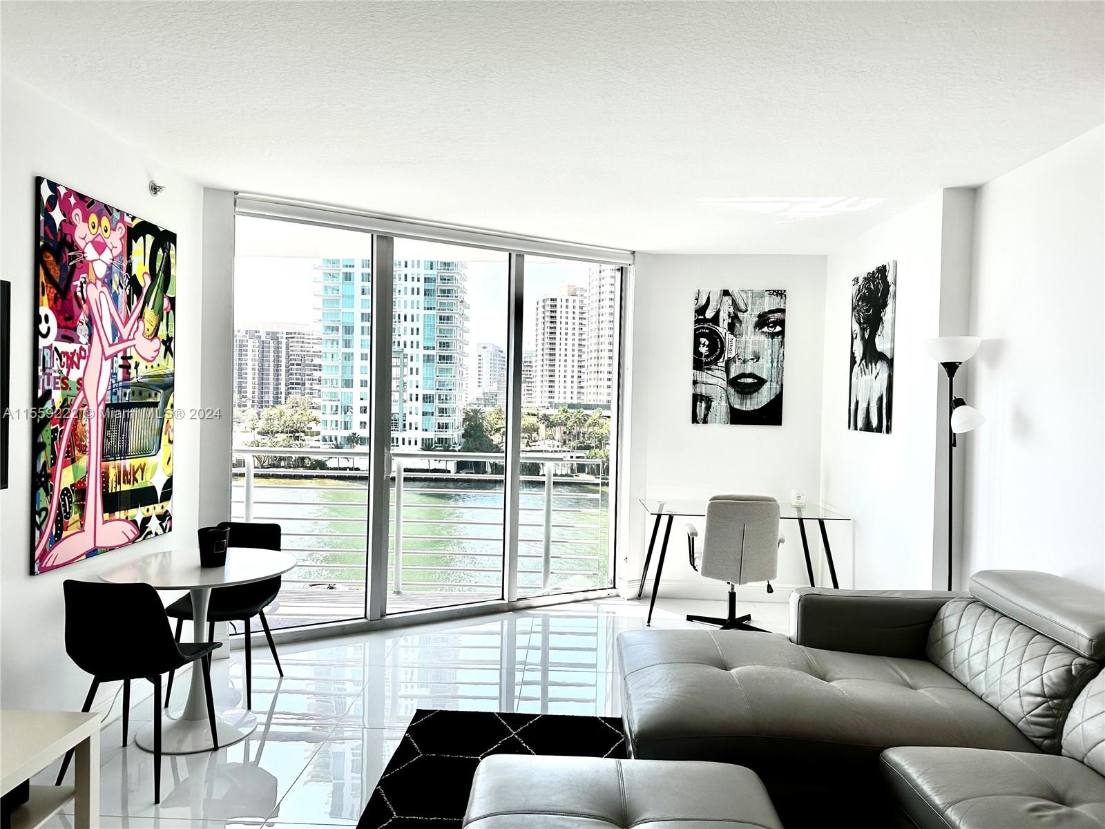 325 S Biscayne Blvd # 717