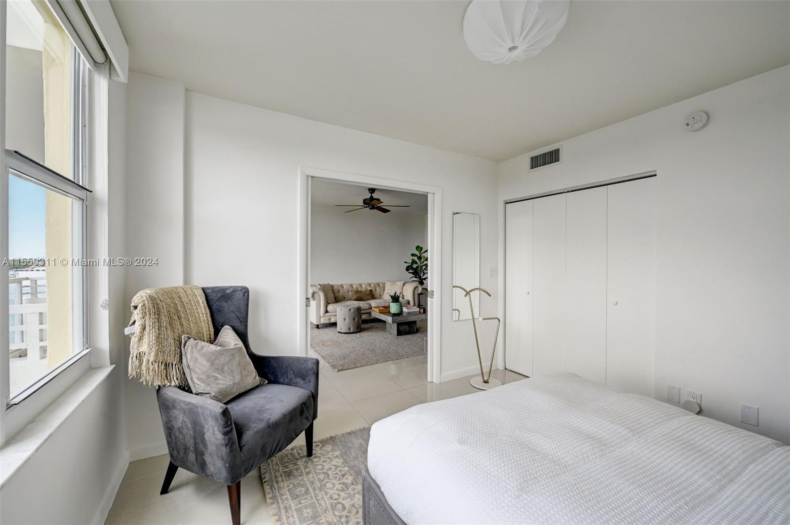 5600 Collins Ave # 9M