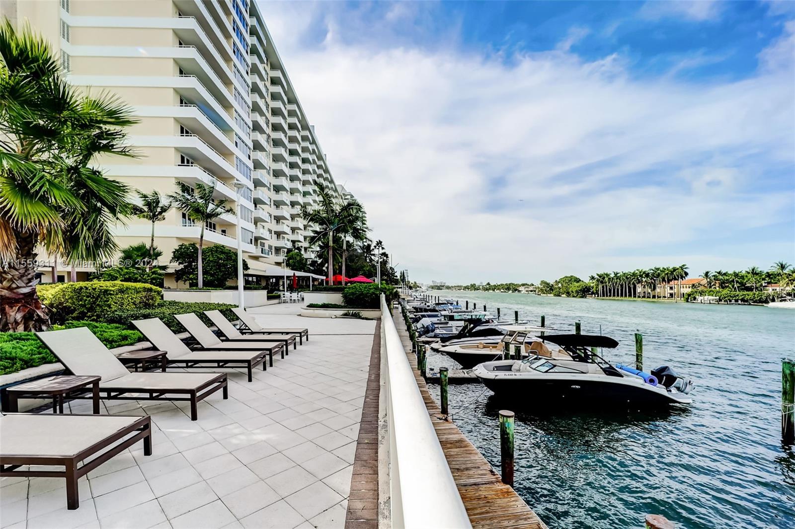 5600 Collins Ave # 9M