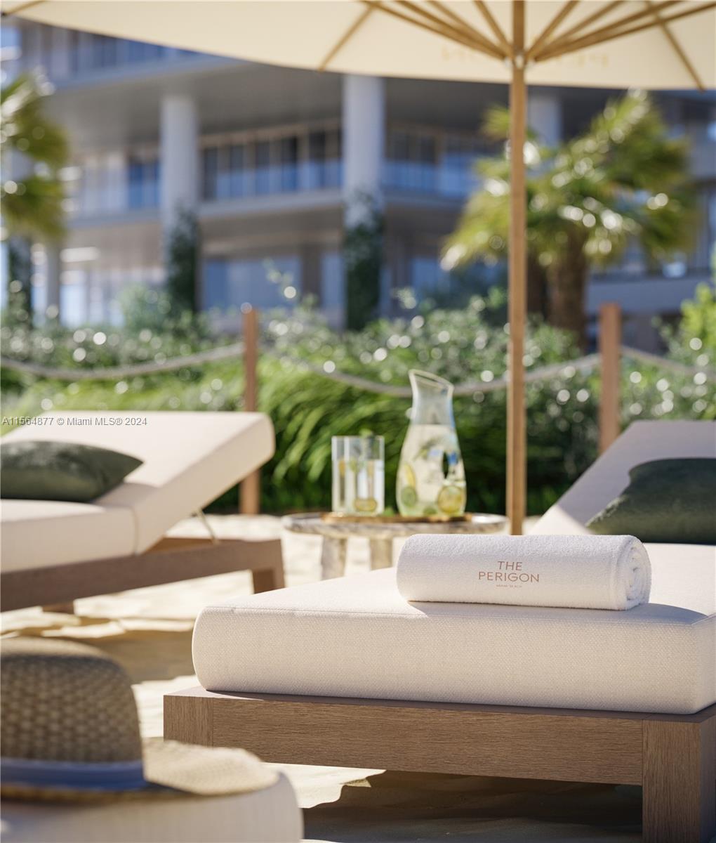 5333 Collins Ave Unit: PHW