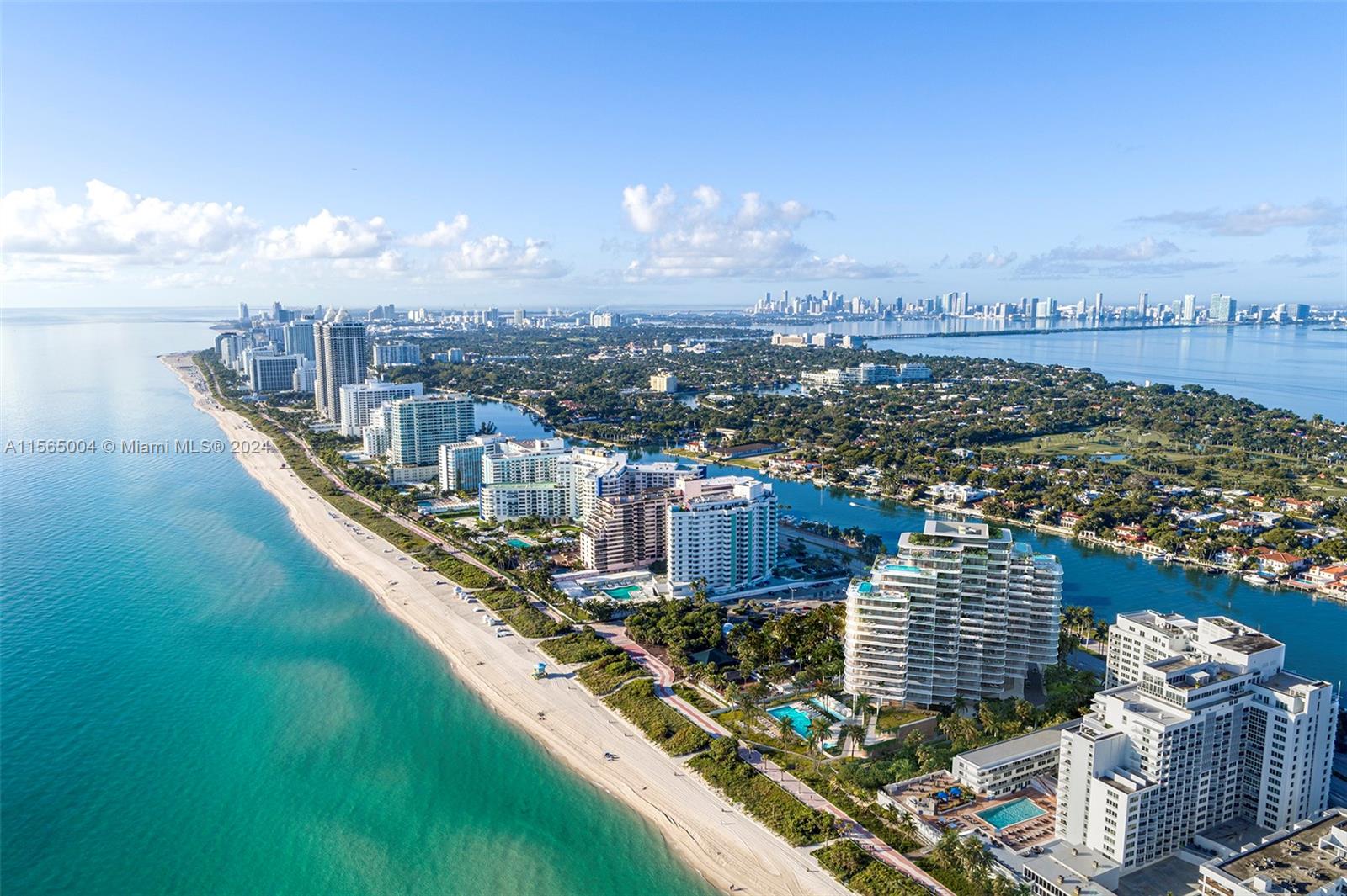 5333 Collins Ave # 1106