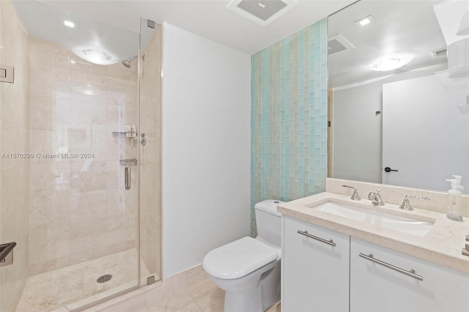 6801 Collins Ave # 1210