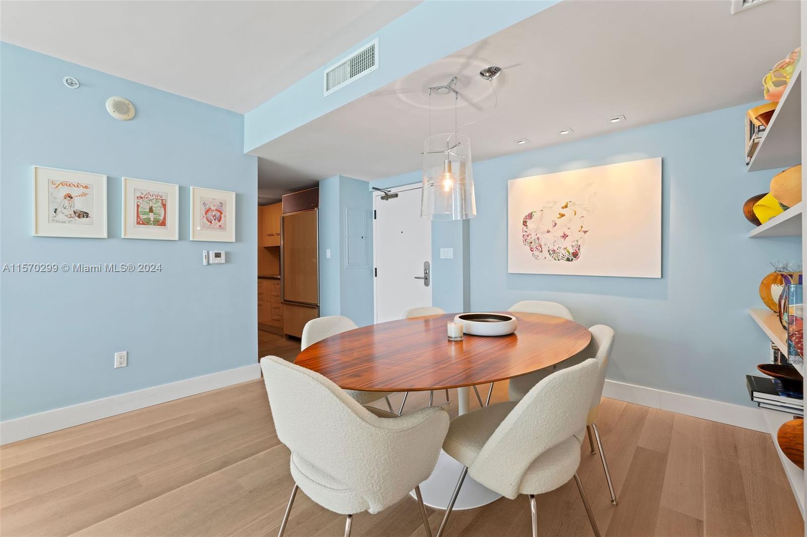 6801 Collins Ave # 1210