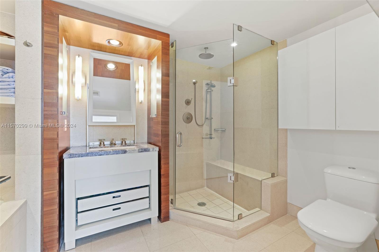 6801 Collins Ave # 1210