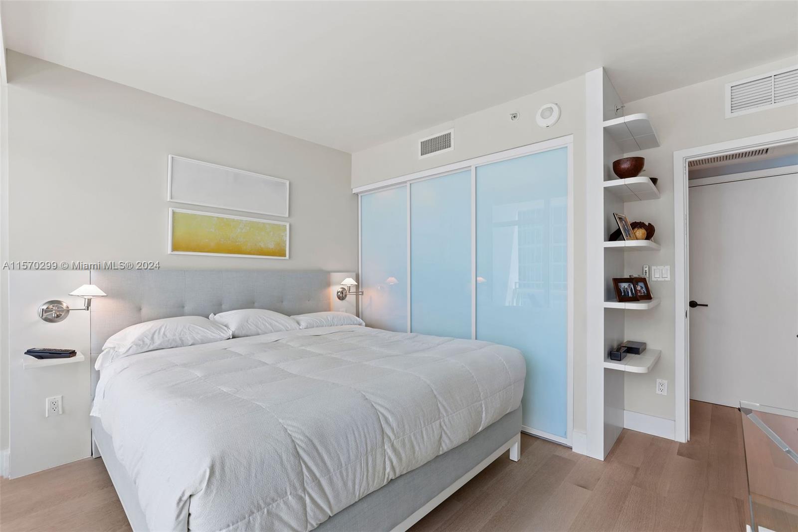 6801 Collins Ave # 1210