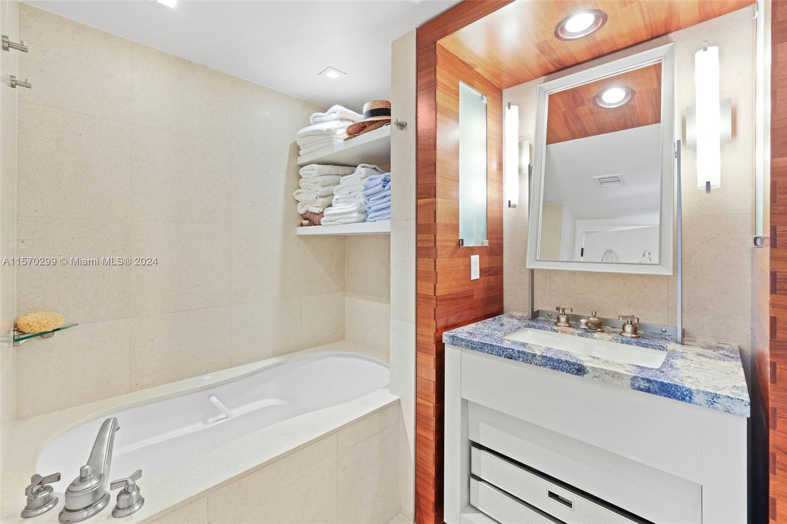 6801 Collins Ave # 1210