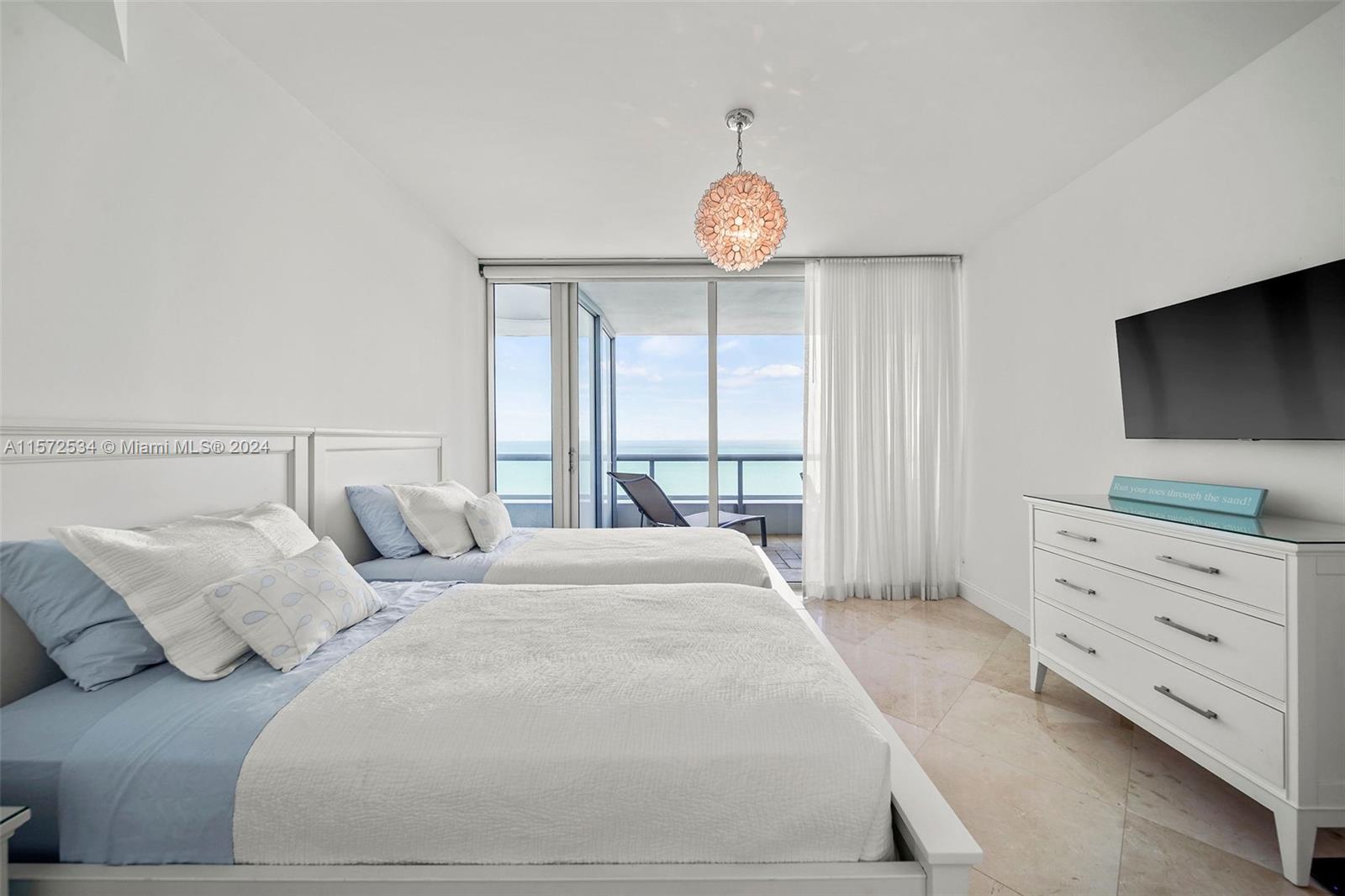 6799 Collins Ave Unit: PH04
