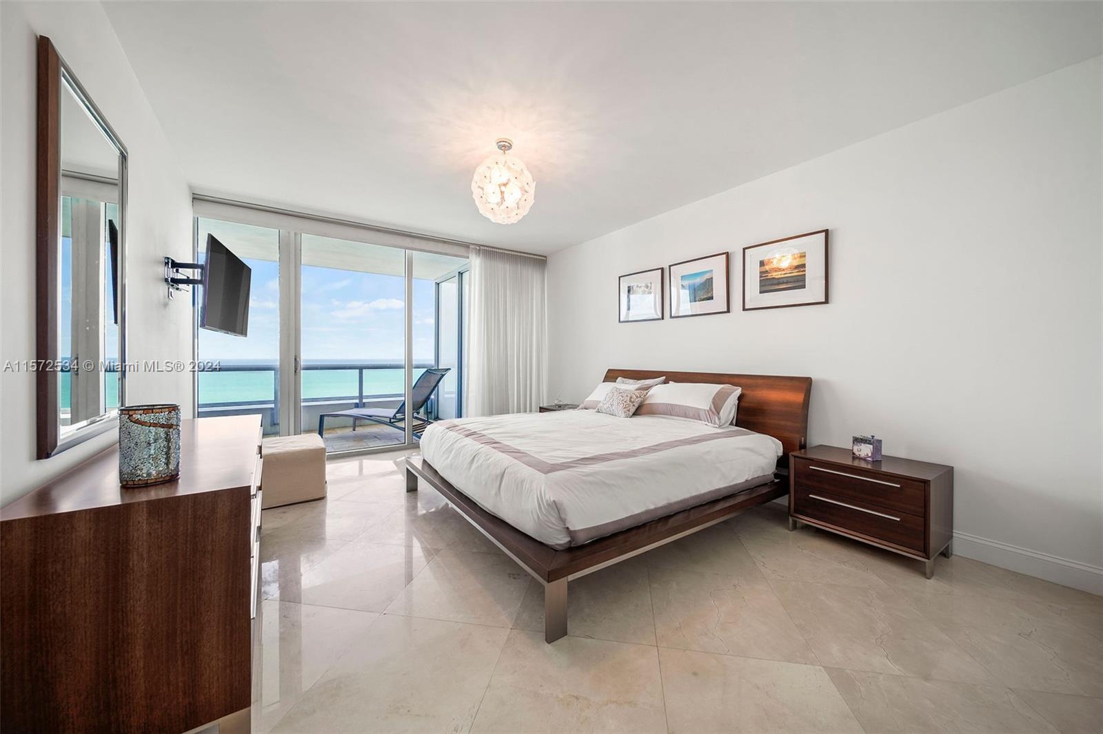 6799 Collins Ave Unit: PH04
