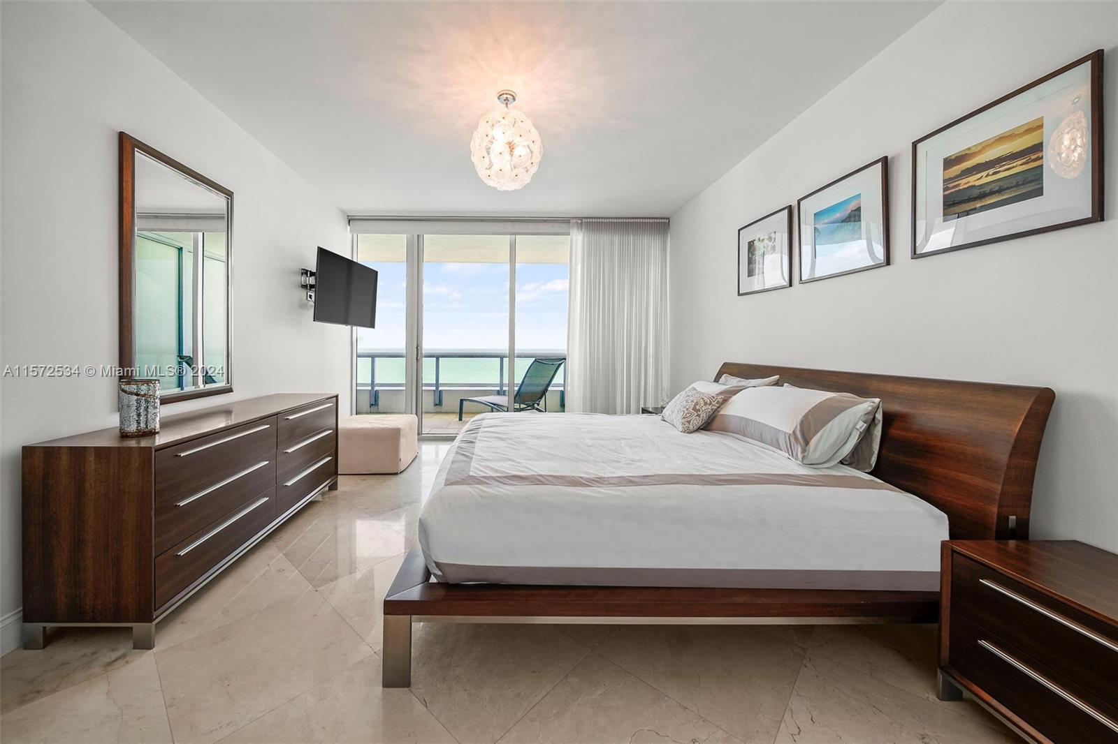 6799 Collins Ave Unit: PH04