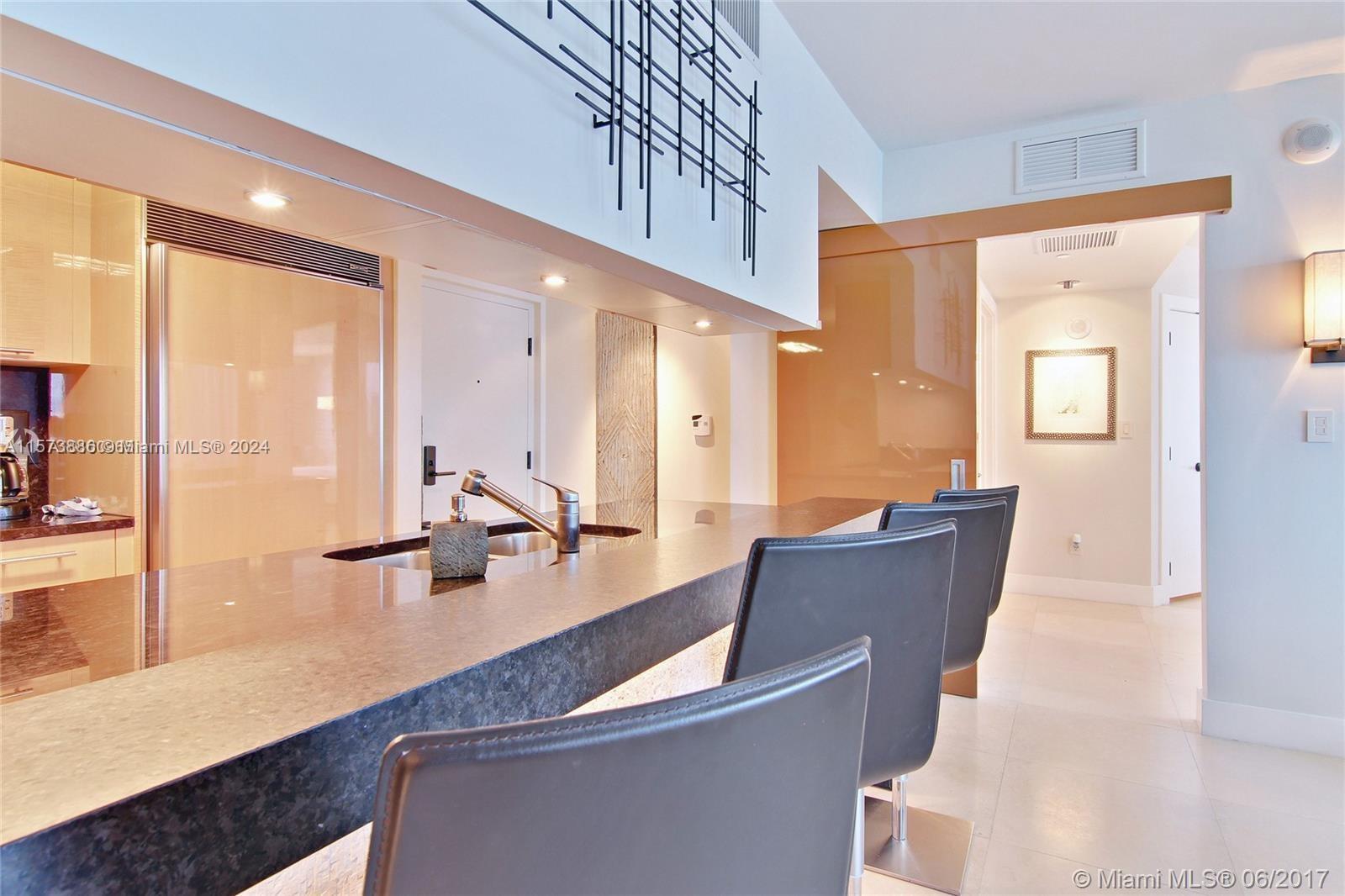 6801 Collins Ave # 1111