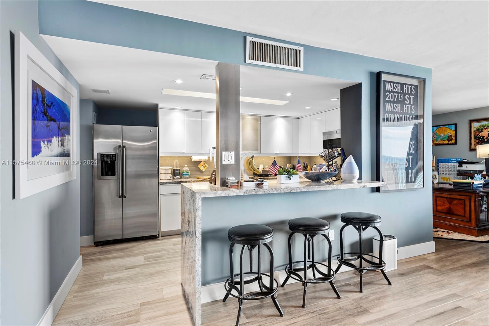 5825 Collins Ave # 8J