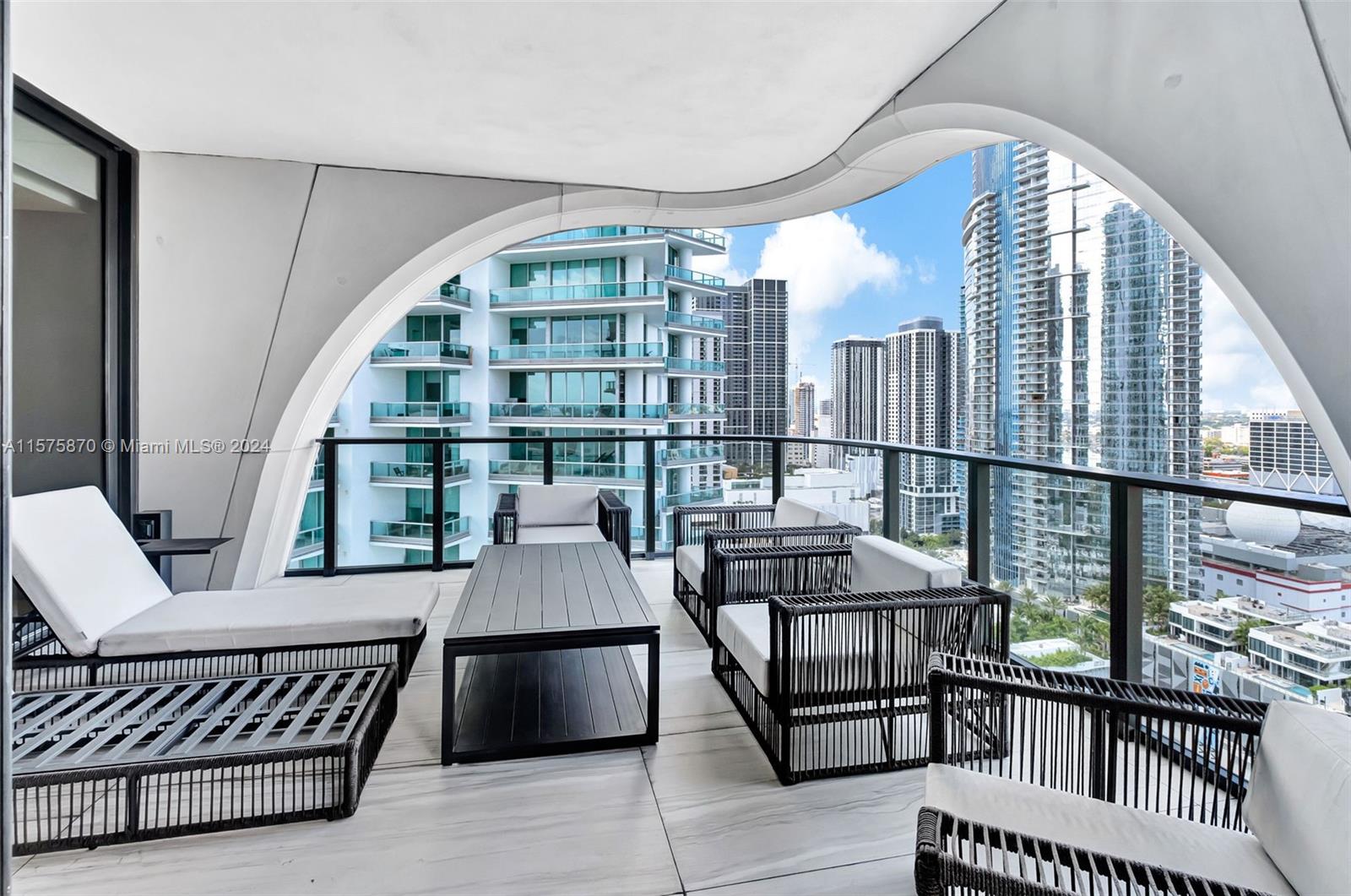 1000 Biscayne Blvd # 2801