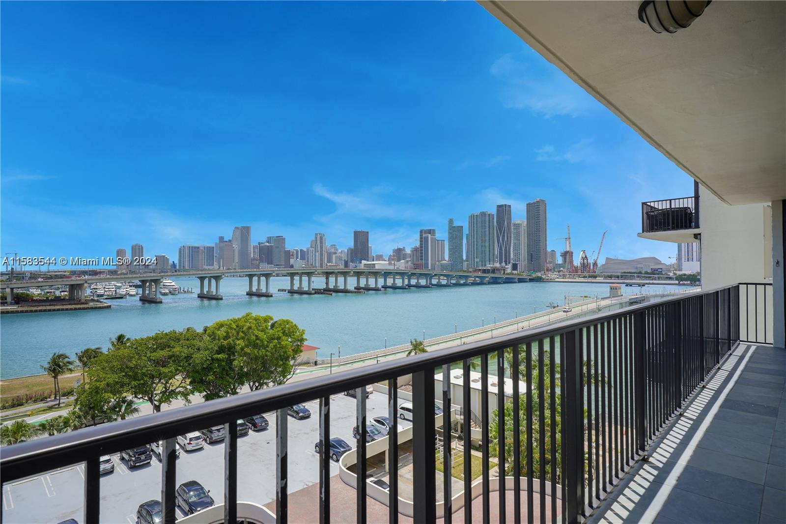 801 N Venetian # 802