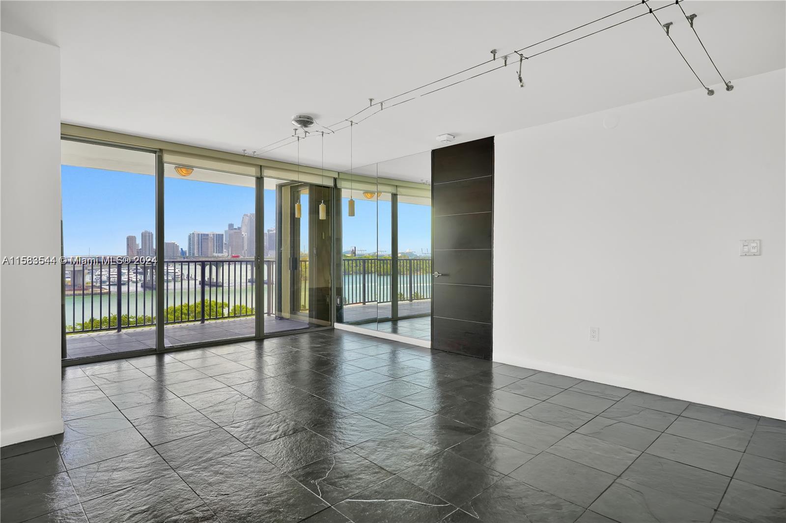801 N Venetian # 802