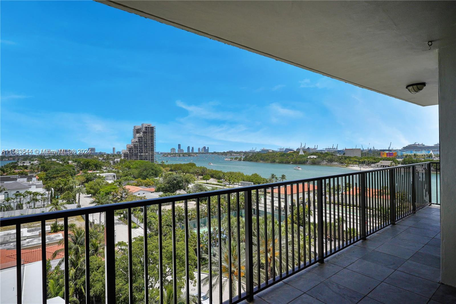 801 N Venetian # 802