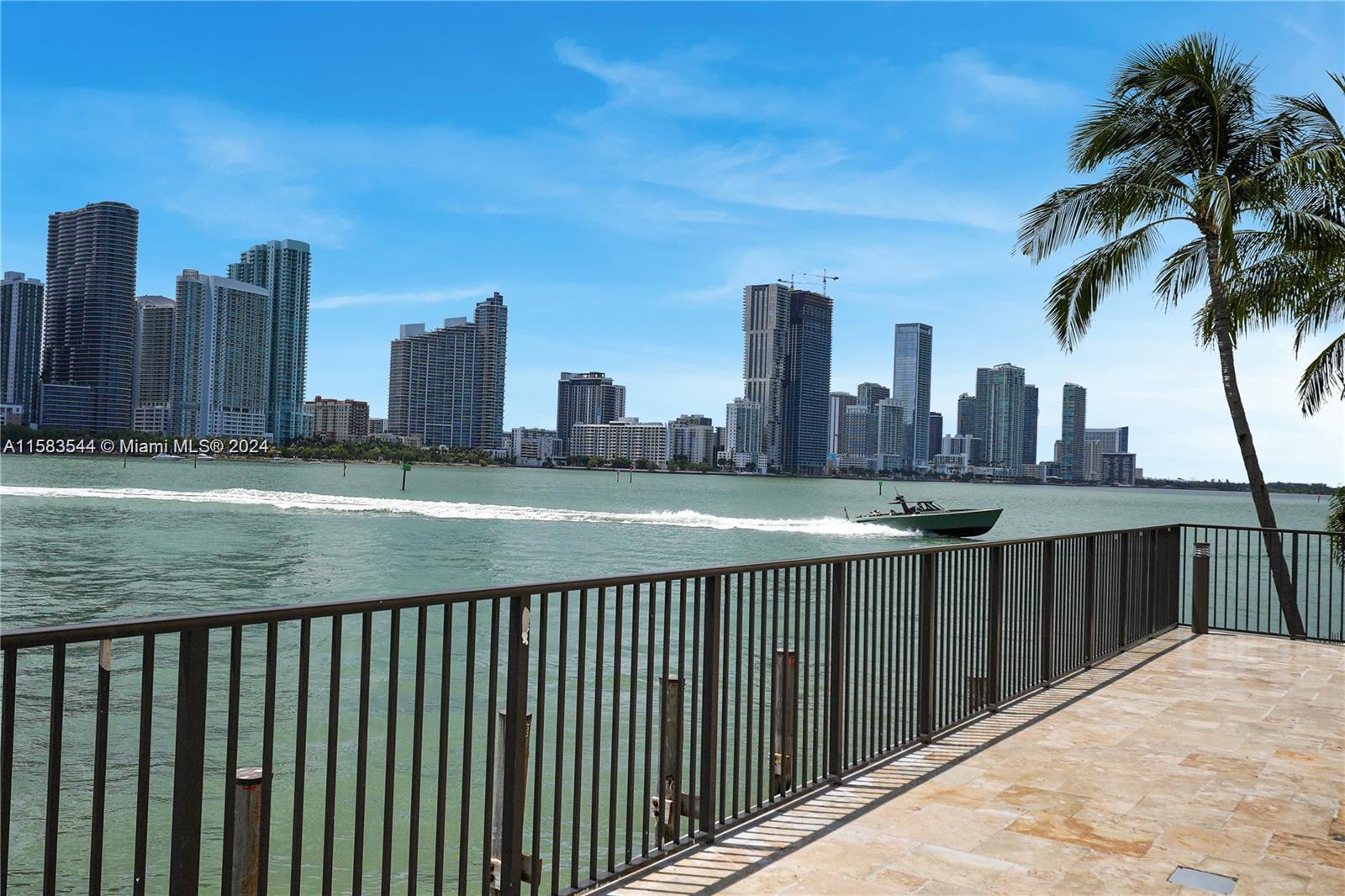 801 N Venetian # 802