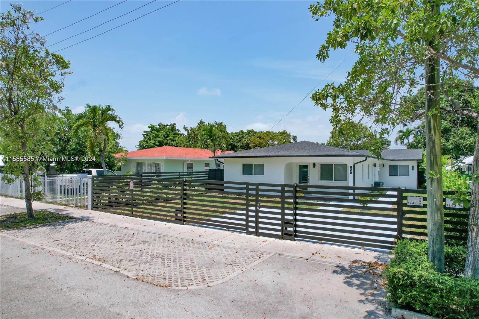 1241 NW 25th # 1241