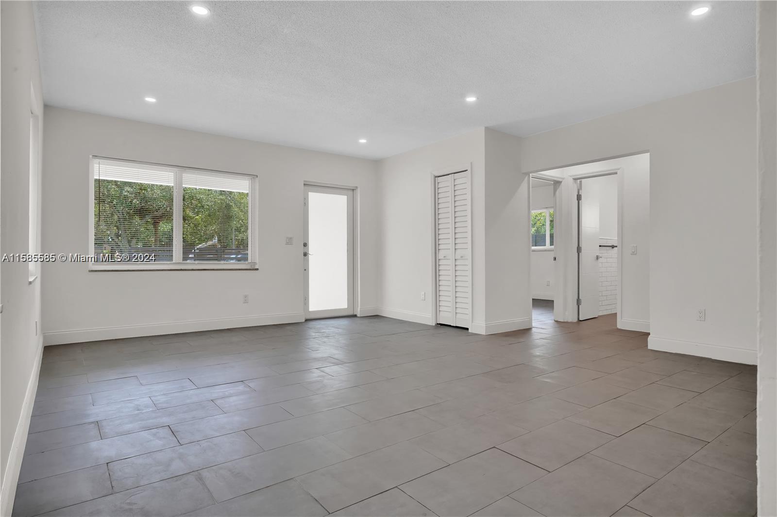 1241 NW 25th # 1241