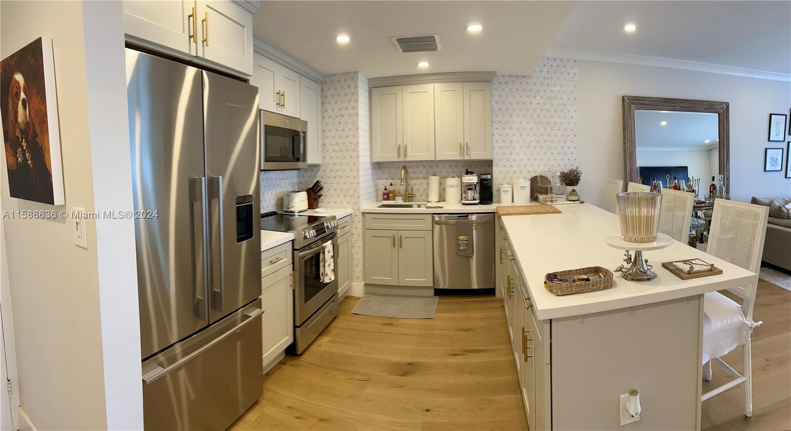 2451 Brickell Ave # 6P