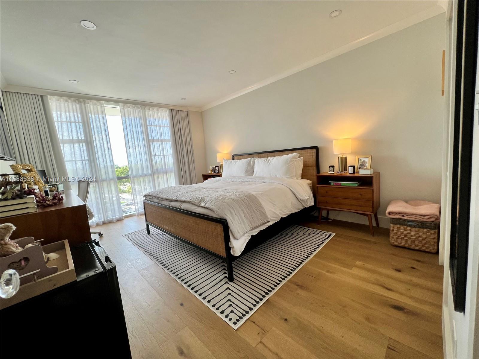 2451 Brickell Ave # 6P