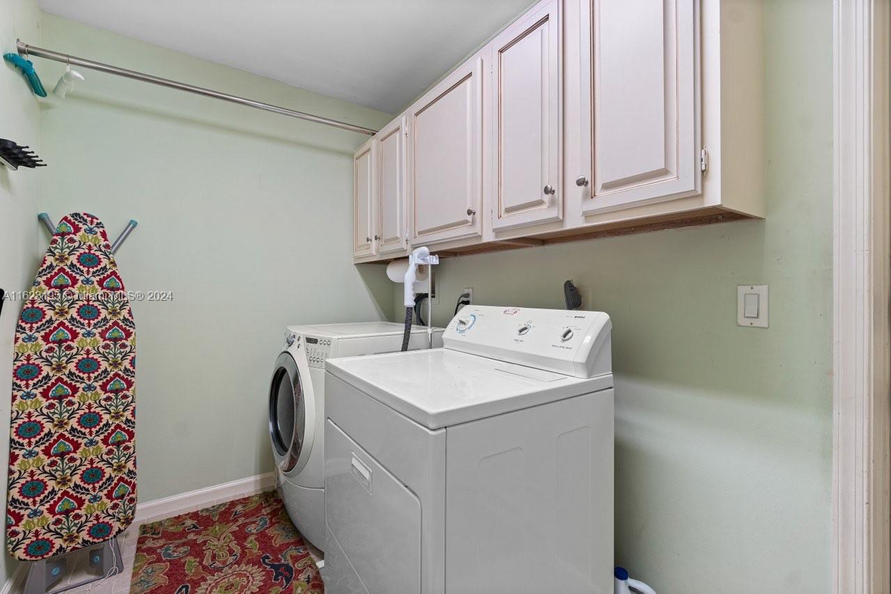 53 Edinburgh Dr