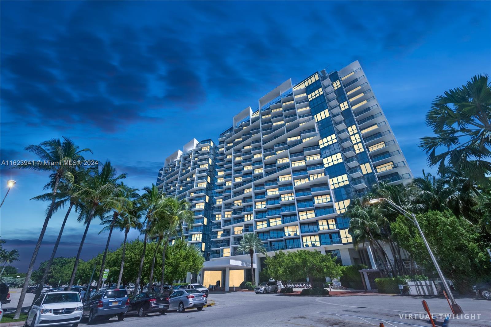 2201 Collins Ave # 327