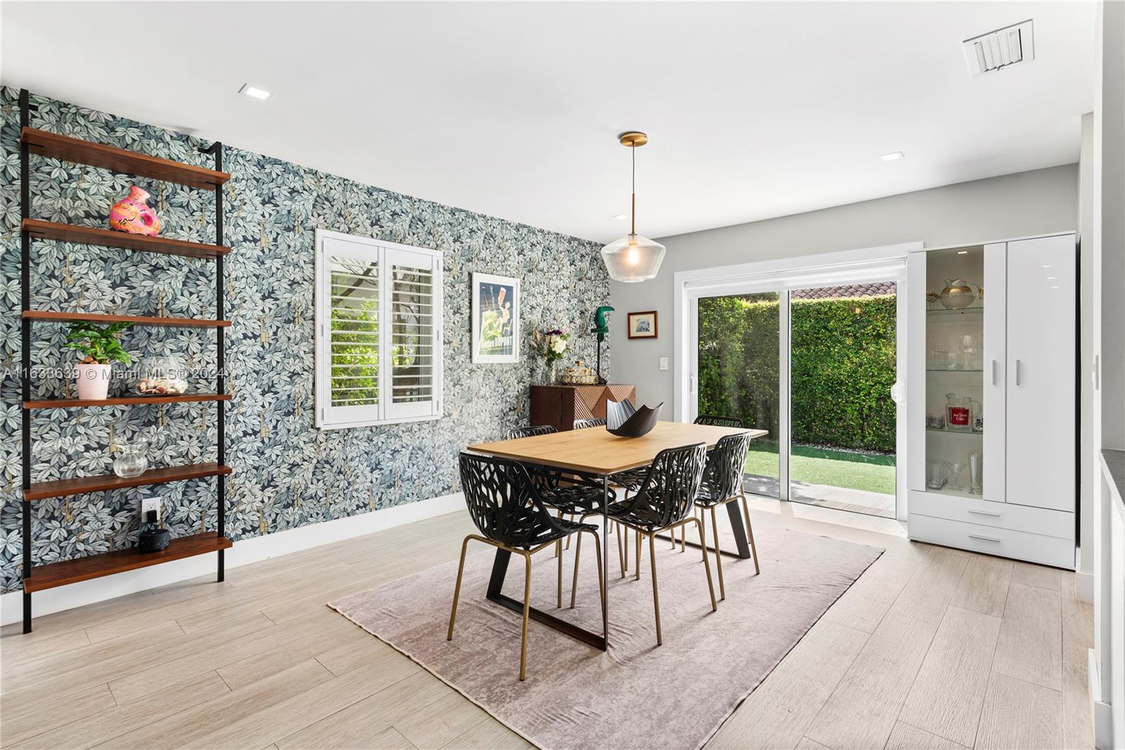 4030 Alhambra Cir