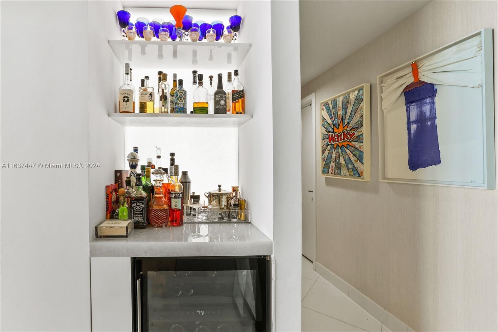 6899 Collins Ave # 801