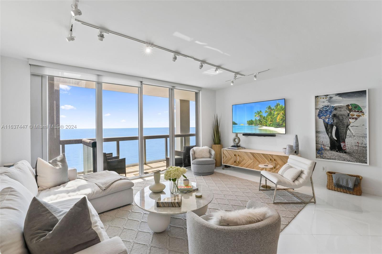 6899 Collins Ave # 801