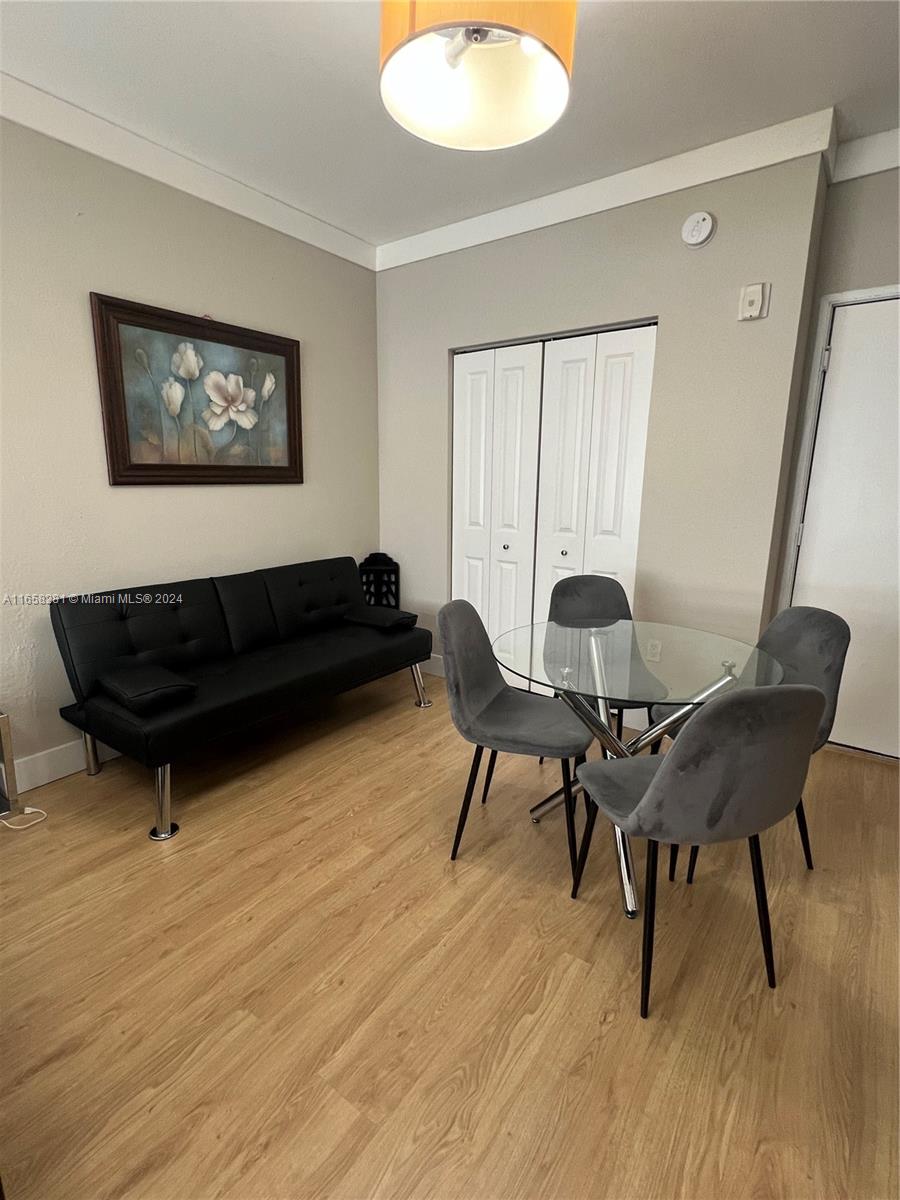 1330 Pennsylvania Ave # 106